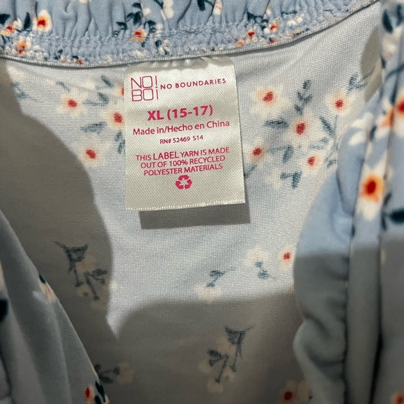 💰👀 Bundle 4/$20 👀💰
No Boundaries dress - Picture 8 of 13